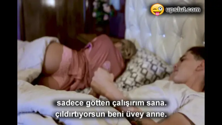 kalcasi gozuken uvey anneye uyurken yaragini degdiren firlama.jpg